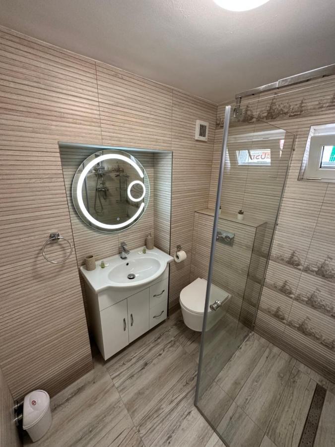 Nema S Apartment Брашов Екстер'єр фото